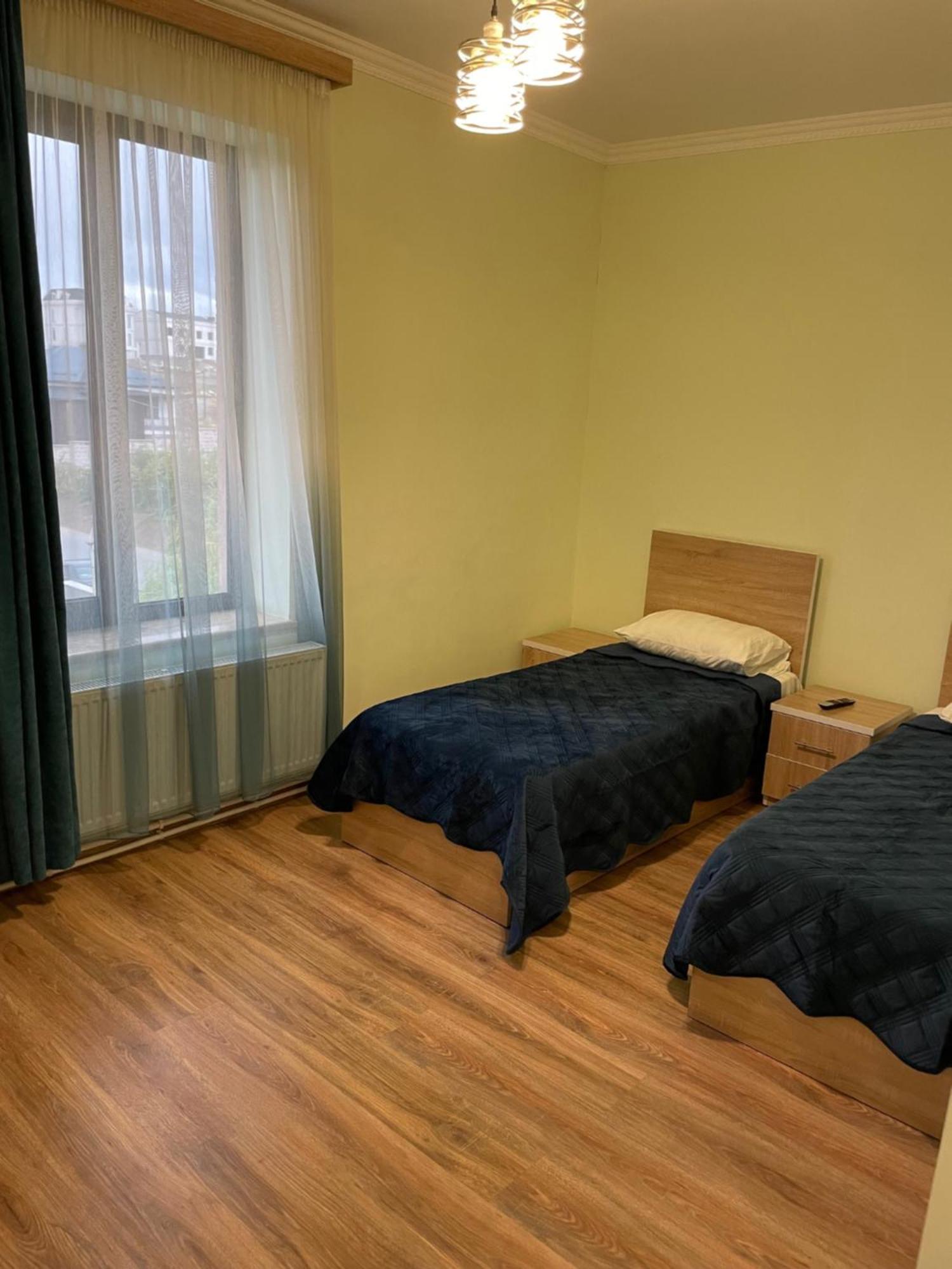 Decca Hotel Jerevan Eksteriør bilde